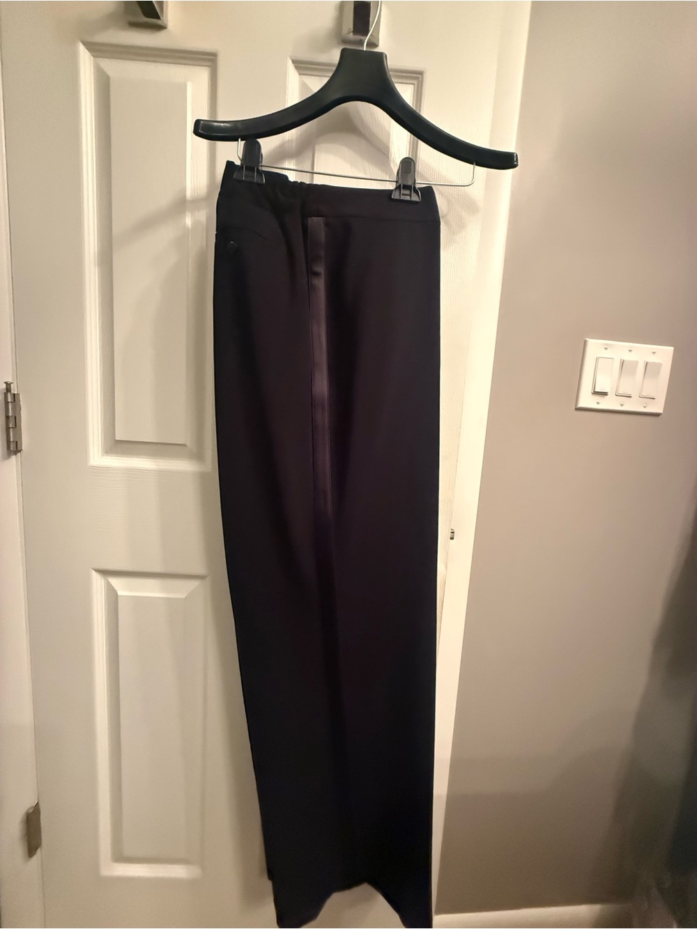 JM Studio NWOT Women’s Black Dress Tuxedo Stripe Pants - Classic fit.